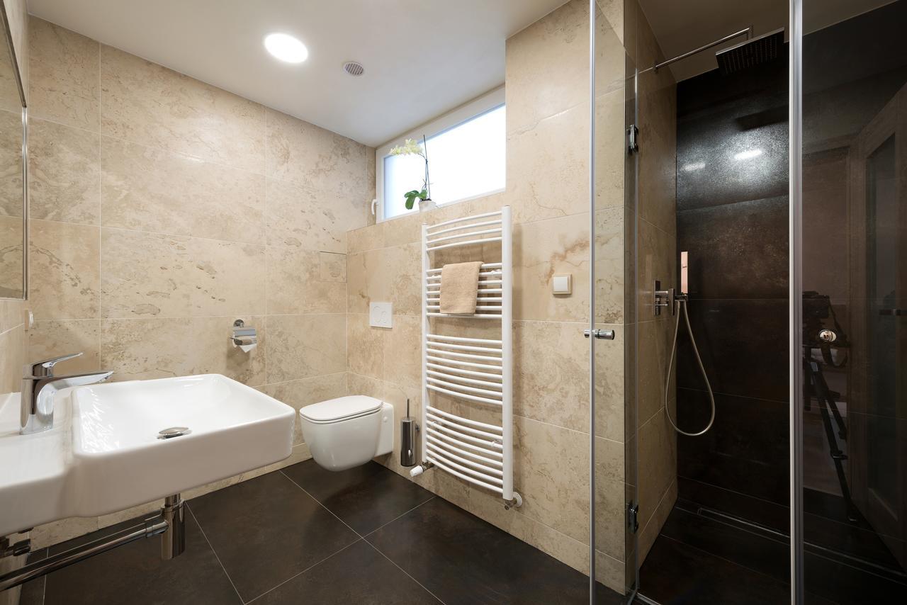 B2b Apartamento